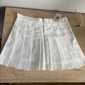 white pleated tennis skirt